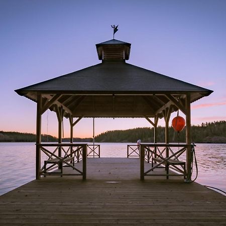 Runnvikens Pensionat Tystberga Luaran gambar