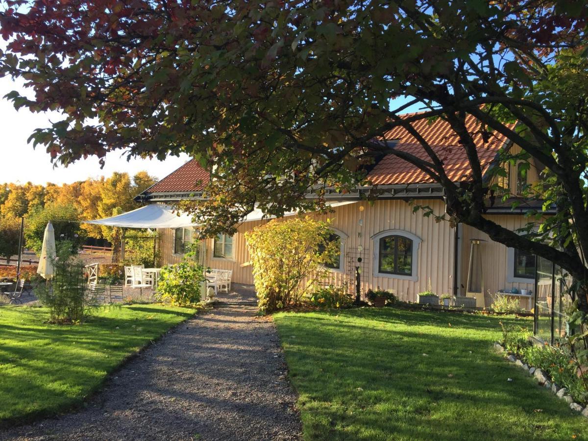 Runnvikens Pensionat Tystberga Luaran gambar